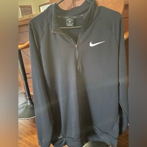 Nike large pullover
